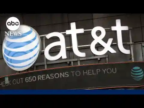 Thousands of AT&T customers report cell service outages across the US