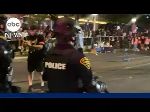 LAPD move in on protesters at UCLA
