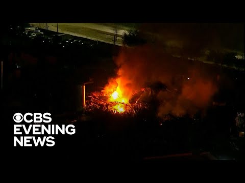 2 killed in Houston warehouse explosion