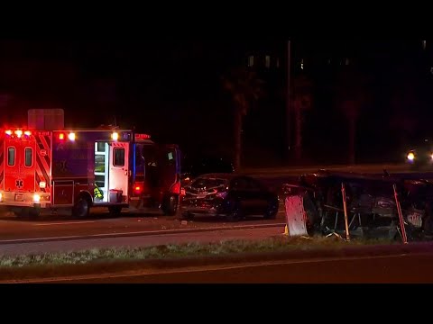 3 killed, 5 rushed to hospital in rollover crash on State Road 429 in Osceola County, troopers say