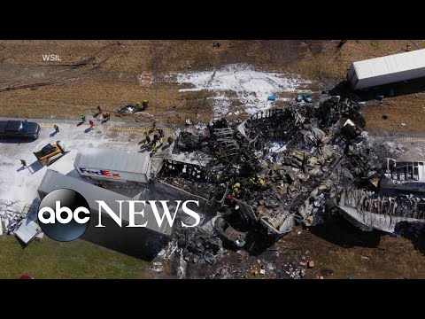 Multiple deaths reported in pileup on Missouri interstate I WNT