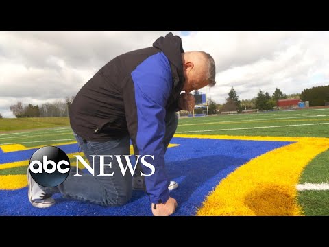 SCOTUS to hear case of high school coach suspended for praying on football field l GMA