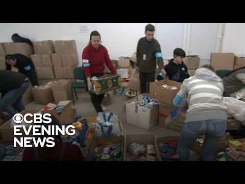 Volunteers race to deliver relief across Ukraine