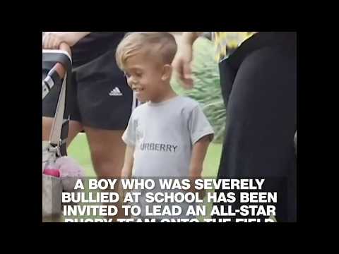 Boy allegedly bullied for dwarfism garners support after video goes viral | ABC News