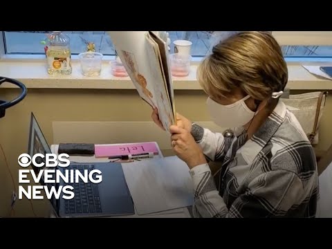 Minnesota teacher never misses class, even from her hospital room