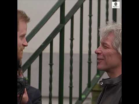 Prince Harry meets Jon Bon Jovi at Abbey Road Studios | ABC News
