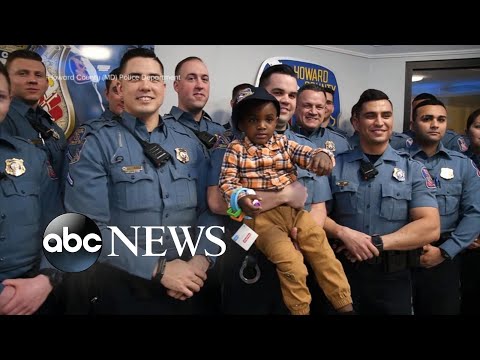 US postal worker finds 2-year-old boy on side of the highway