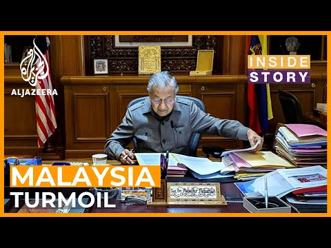 What has triggered political turmoil in Malaysia? I Inside Story